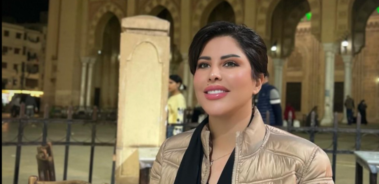 شمس الكويتية تثير الجدل في جلسة تصوير جريئة في المطبخ