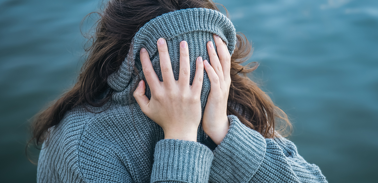 كيف انتقم من شخص لعب بمشاعري؟