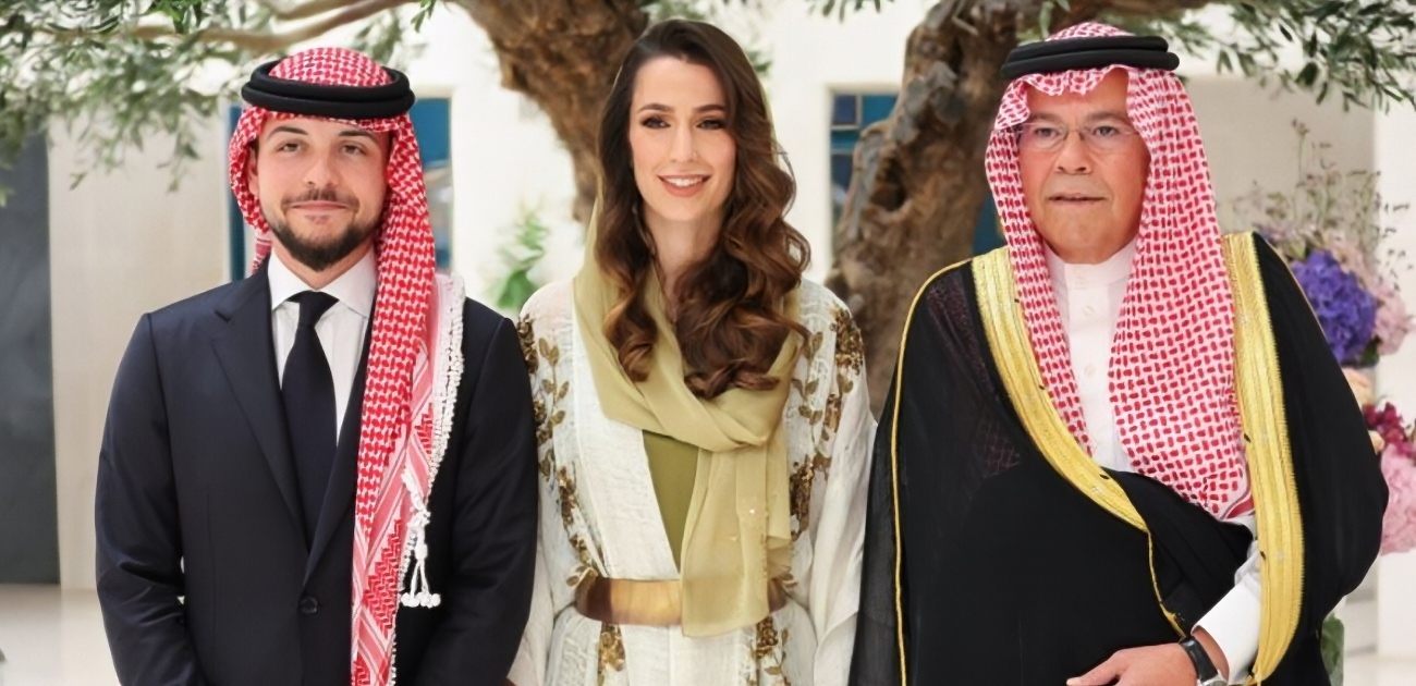 الديوان الملكي الأردني ينعى والد الأميرة رجوى الحسين