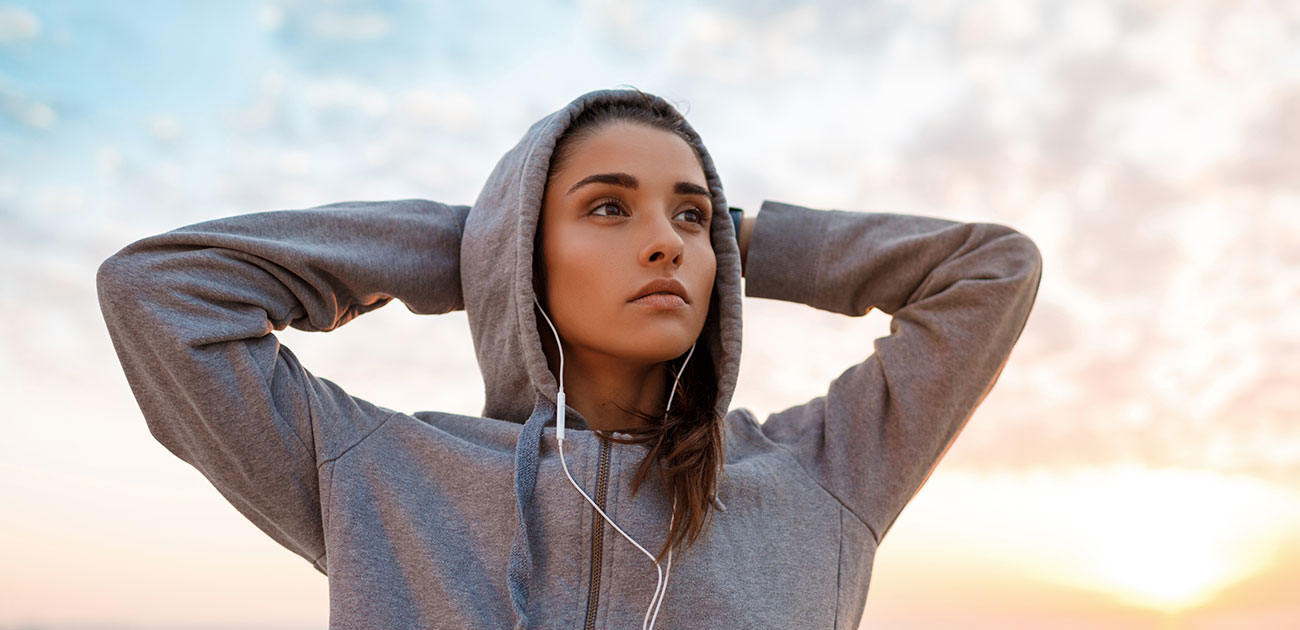 ما سبب رائحة العرق الكريهة رغم الاستحمام؟