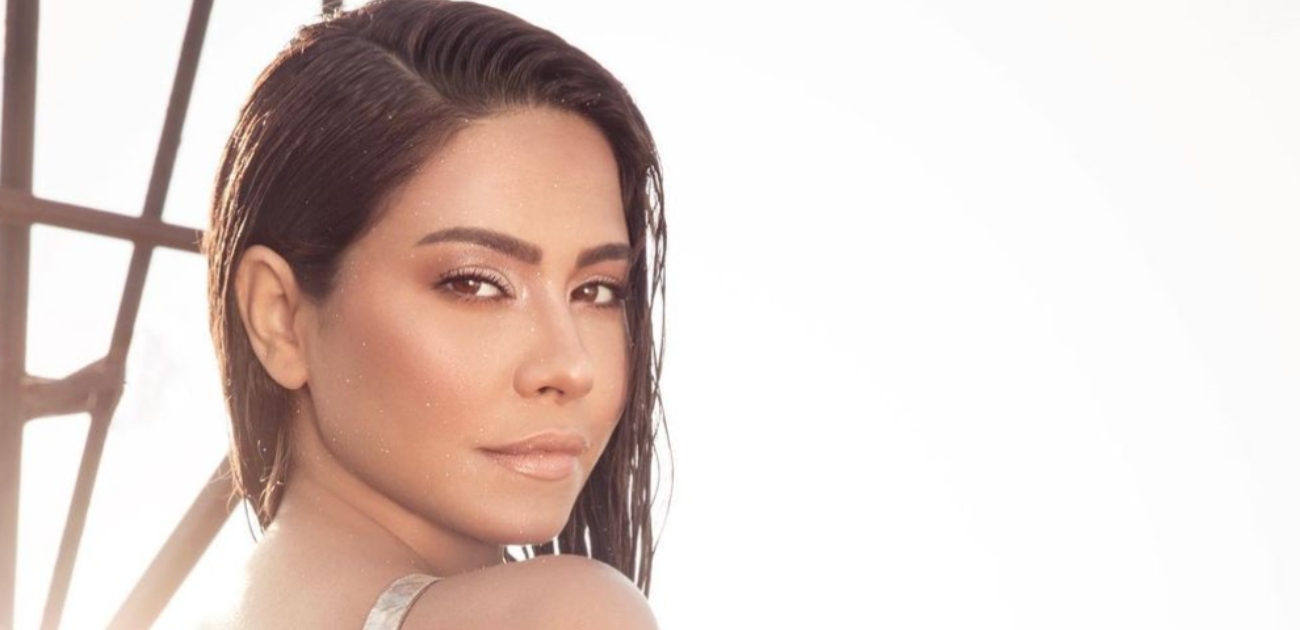 سعر خيالي لساعة شيرين عبد الوهاب!
