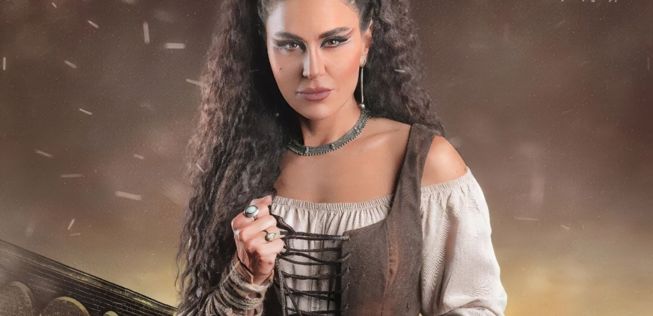أخطاء إخراجية حول وضع النجمات للمكياج القوي في مشاهد لا تلائمها على الإطلاق