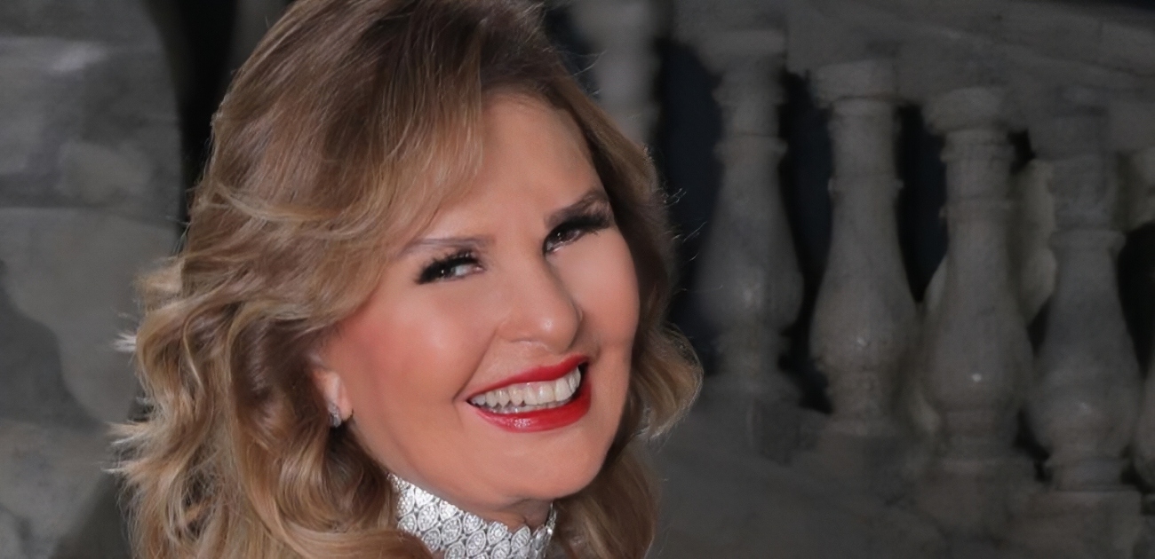 يسرا تكشف عن أول حب في حياتها وهذا ما قالته عن عادل امام