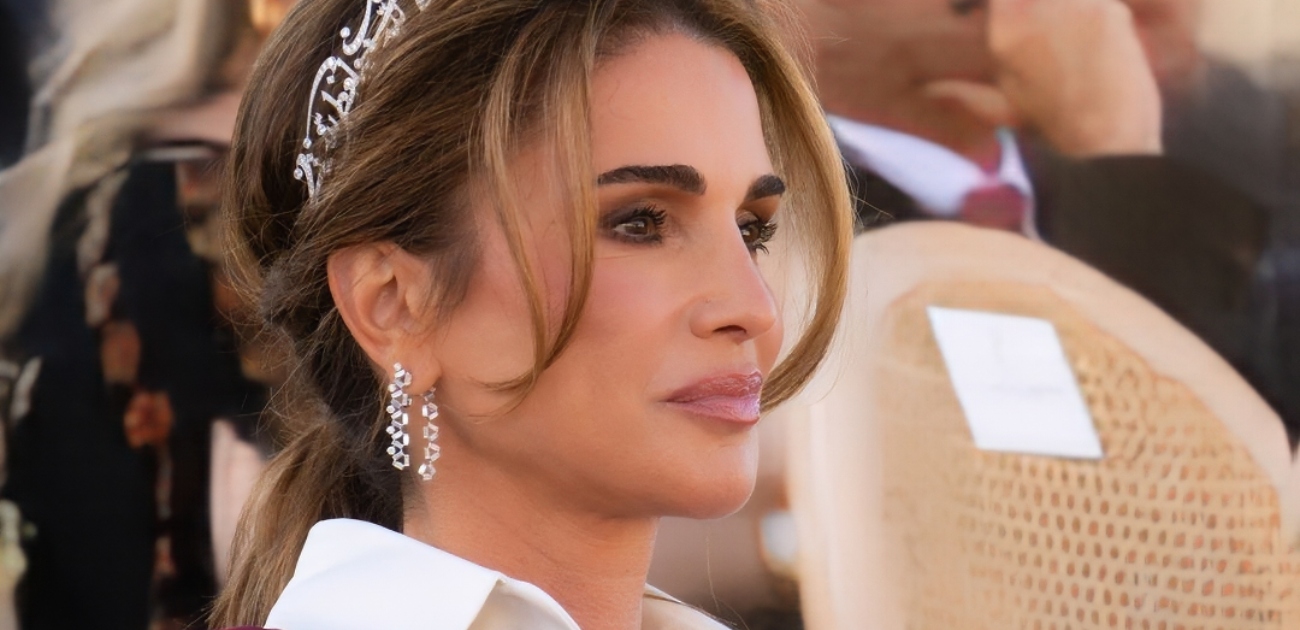 مقارنة بين فساتين زفاف أميرات العائلة المالكة الأردنية