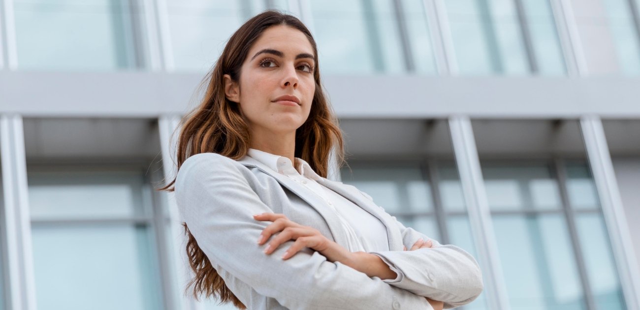 علاقة الرجال مع المرأة المستقلّة