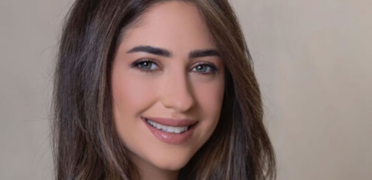فستان العروس الأردنية لينا عباس ومجوهراتها