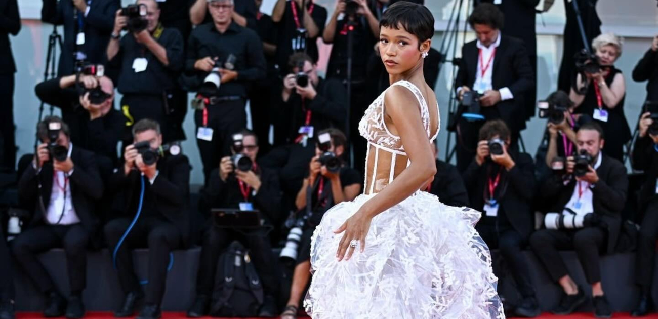 أبرز إطلالات نجمات مهرجان البندقية السينمائي 2024- الصورة من انستغرام المصمم illjahjah