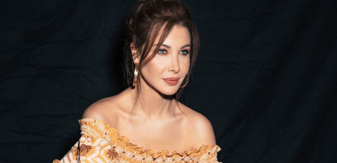 نانسي عجرم تقدم من نظرة بلغة الإشارة