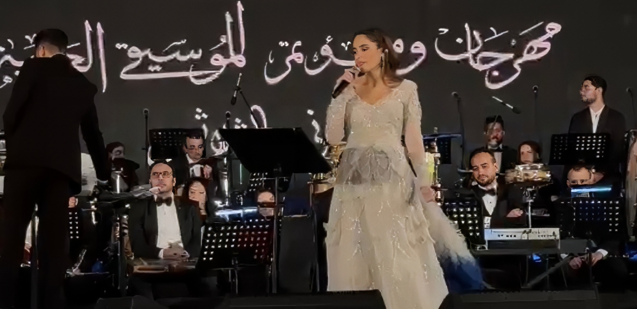حب لبنان يتجلى في أداء عبير نعمة بمهرجان الموسيقى العربية في مصر