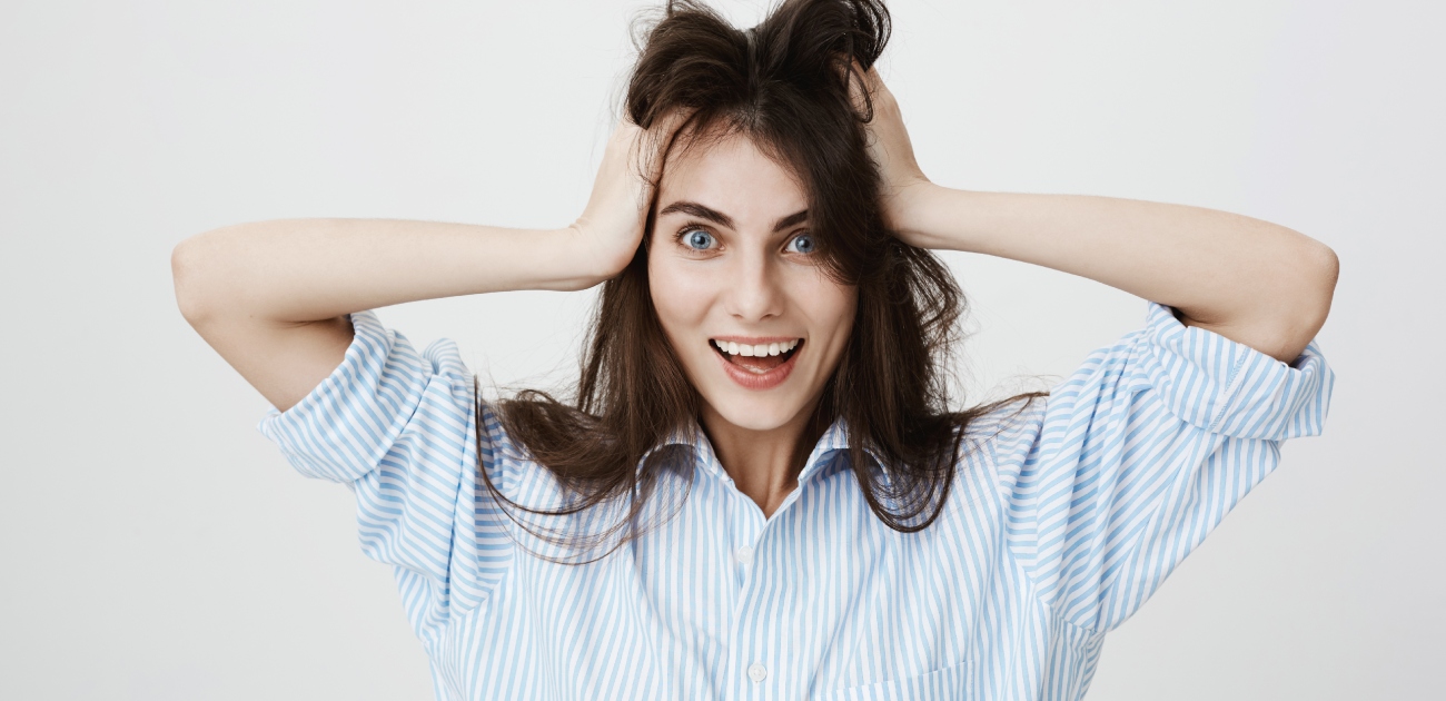 ما أسباب نتف الشعر وأعراضه وكيفية علاجه