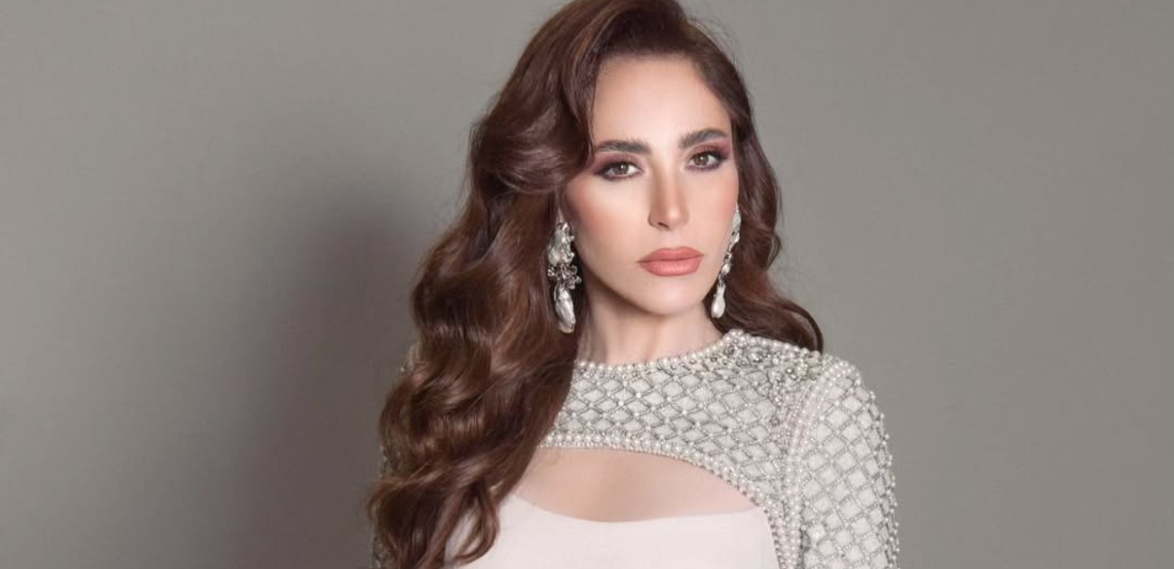 استلهمي مكياج عبير نعمة لموسم الأعياد من خلال خطوات جمالية لا تُفوت