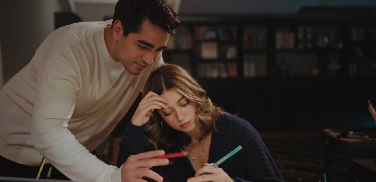 عفراء ساراتش أوغلو تحتفل بعيد ميلادها والجمهور يتساءل: هل انفصلت عن فريد؟