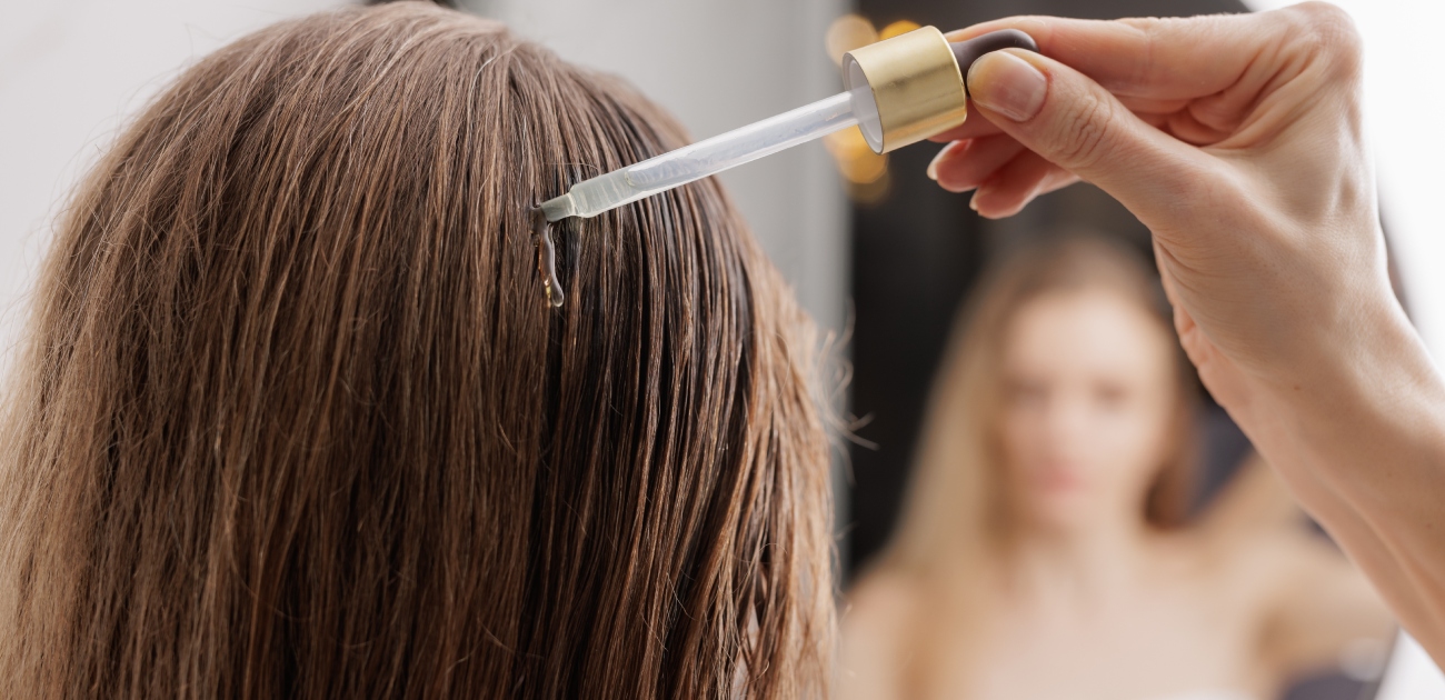 تعرفي على فوائد زيت اللوز الحلو لتطويل الشعر وزيادة نموه