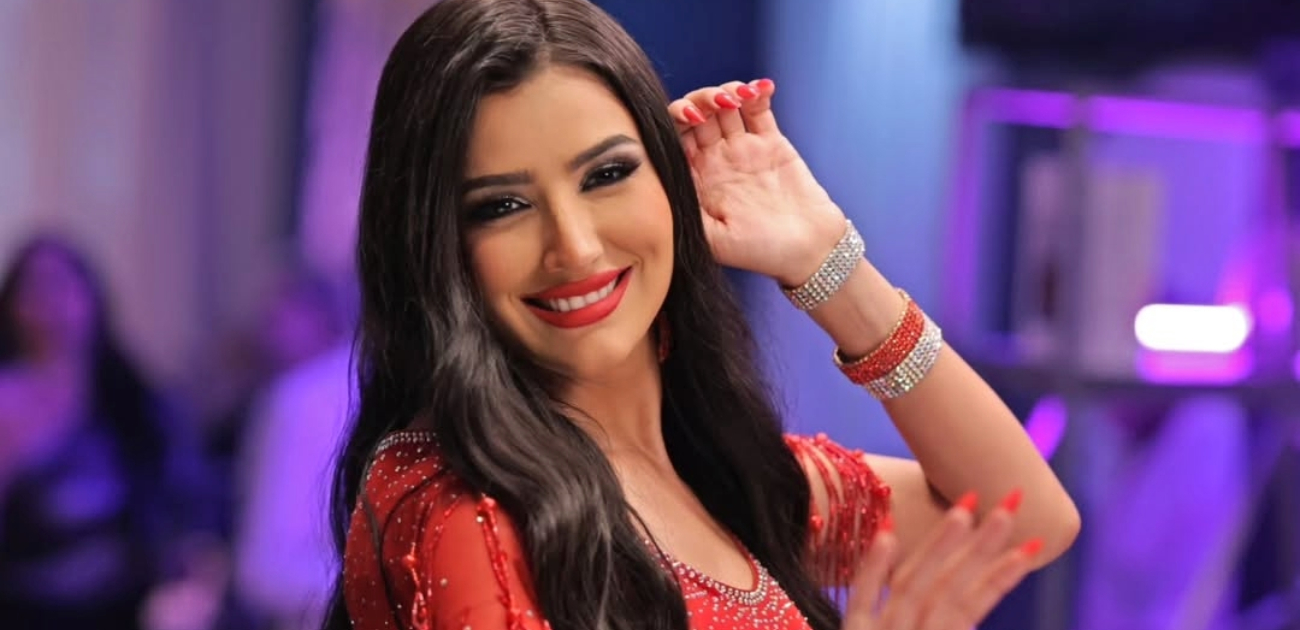 نجمة مسلسل "إش إش" مي عمر بين الماضي والحاضر..فهل خضعت للتجميل!؟