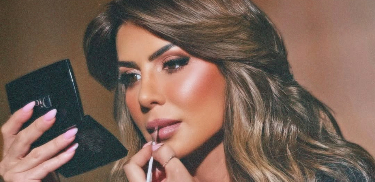 تحوّل لافت في شكل نجلاء بدر بعد خضوعها لعملية تجميل لوجهها فكيف بدت ملامحها!؟