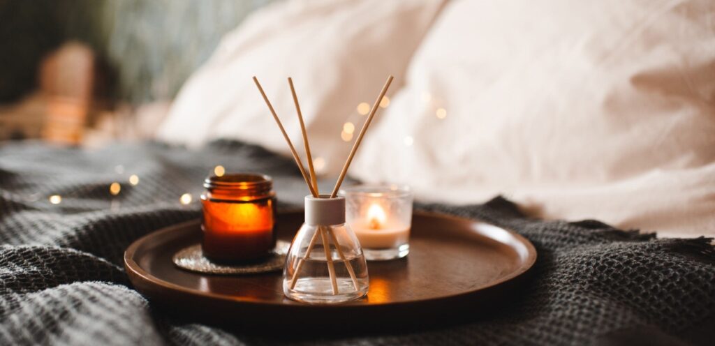 شمعة و عطور