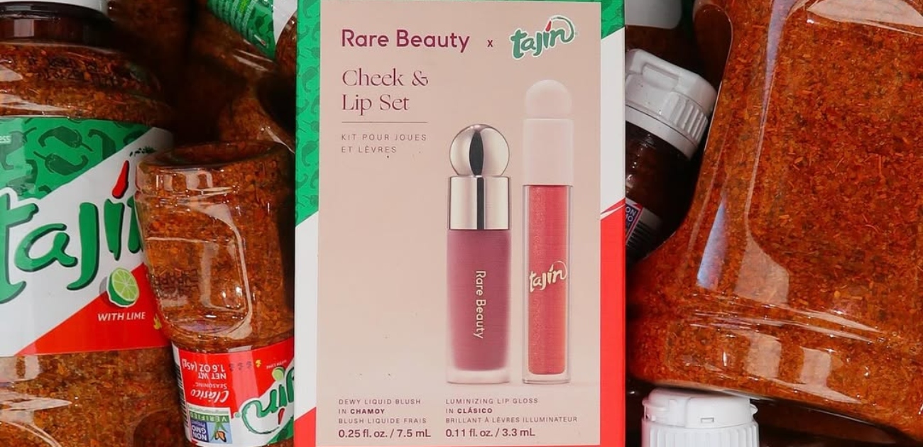سيلينا غوميز تطلق Lip Gloss بالبهارات المكسيكية!