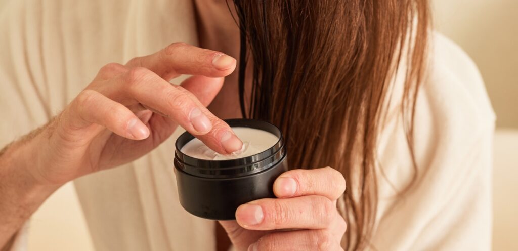 طرق العناية بالشعر والمحافظة عليه واستعادة لمعانه وحيويته