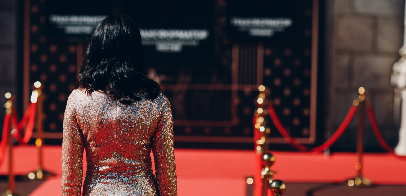 أغرب المواقف وأكثرها طرافة في احتفالات توزيع جوائز ايمي Emmy Awards 2025